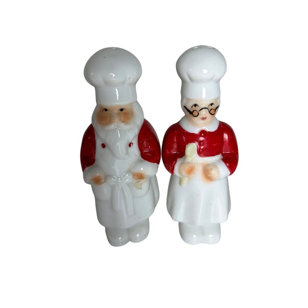Vintage Japan Made Mr & Mrs Claus In Chef Hats Salt & Pepper 1984